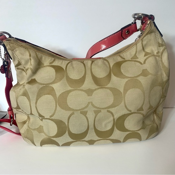 EUC. Vintage Coach berry pink & khaki in signature Coach pattern. - Picture 2 of 16